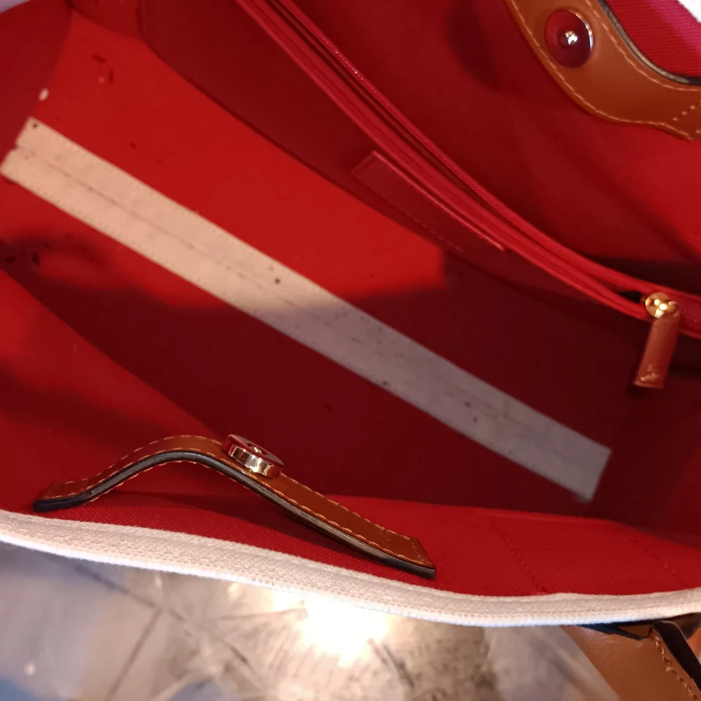 Christian Louboutin Nastroloubi White and Brown Tote Bag - Picture 6 of 10